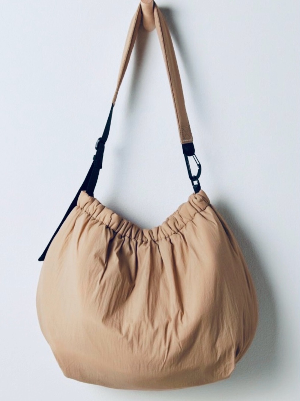 FP Movement by Free People Rest Day Carryall Bag - Tan with Black Accents NWOT 👜
